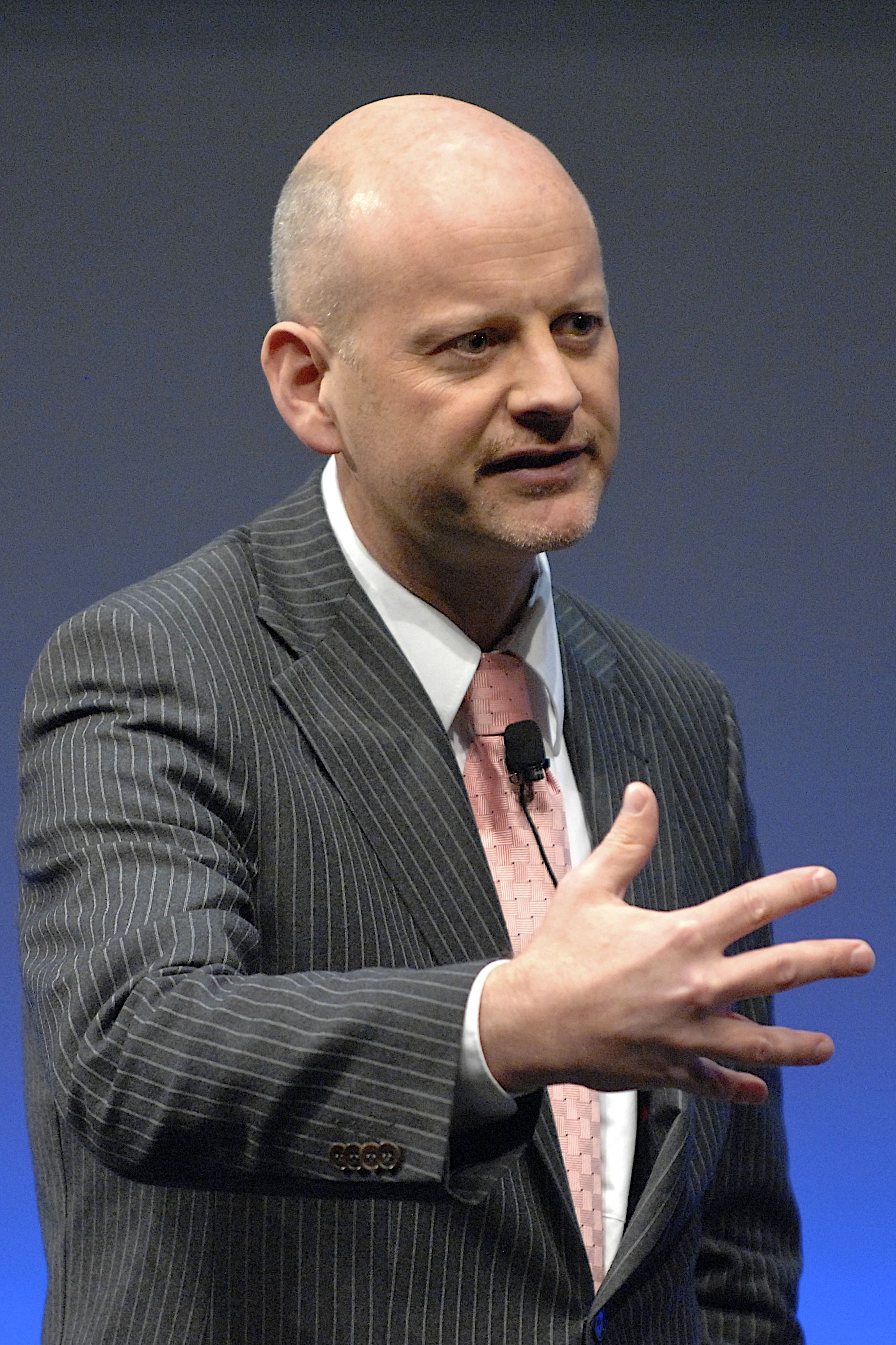 Portrait von Professor Stephan Bierling